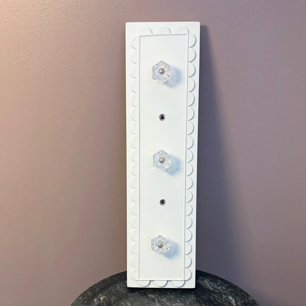 Coat/Hat Rack-scalloped whiteboard w/3 acrylic glass look knobs Restore& Restyle